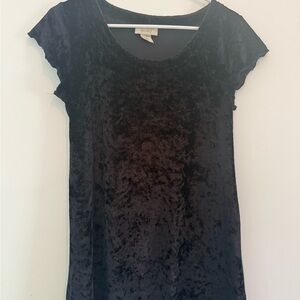 VINTAGE VICTORIA’S SECRETBlack Velvet Women's Nightie Size Small